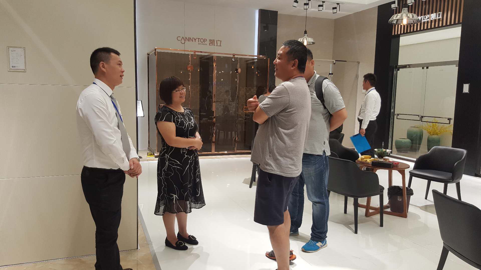 2018上海國際廚衛(wèi)展熱情不減 凱立展館現(xiàn)場人潮絡(luò)繹不絕